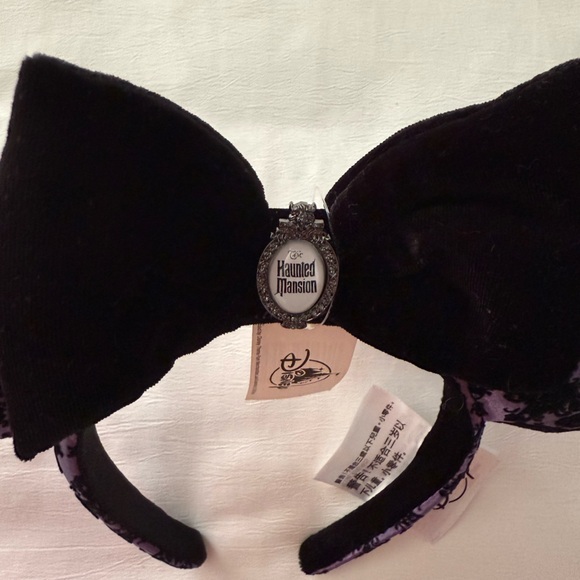 NWT - Haunted Mansion Minnie Ears - Picture 4 of 4
